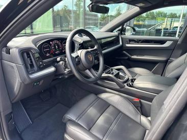 Porsche Cayenne III E-Hybrid Coupé — photo 12