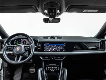 Porsche Cayenne III S E-Hybrid Coupé — photo 22