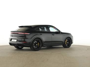 Porsche Cayenne III Turbo E-Hybrid Coupé Mit GT-Paket — photo 8