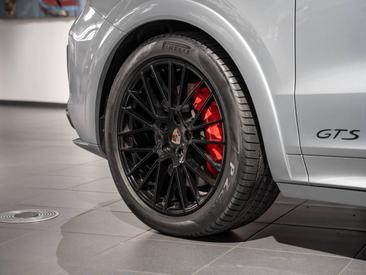 Porsche Cayenne III GTS Coupé — photo 9