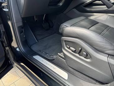 Porsche Cayenne III E-Hybrid Coupé — photo 24