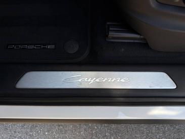 Porsche Cayenne III E-Hybrid Coupé — photo 20