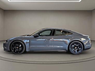 Porsche Taycan ph2 Black Edition — photo 2