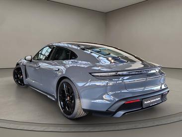 Porsche Taycan ph2 Black Edition — photo 3