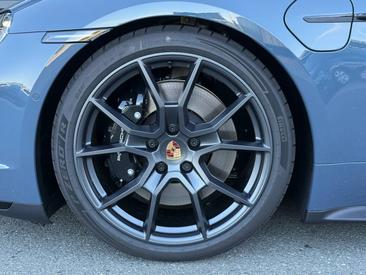 Porsche Taycan ph2 GTS — photo 6
