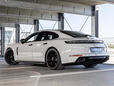 Porsche Panamera III GTS — photo 3