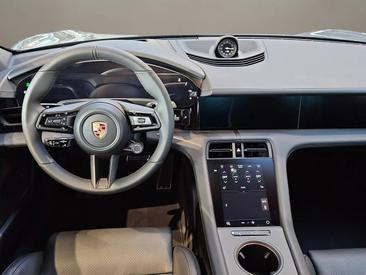 Porsche Taycan ph2 Black Edition — photo 11