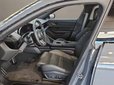 Porsche Taycan ph2 Black Edition — photo 12