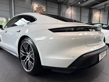 Porsche Taycan Base 2021 Blanc — photo 10