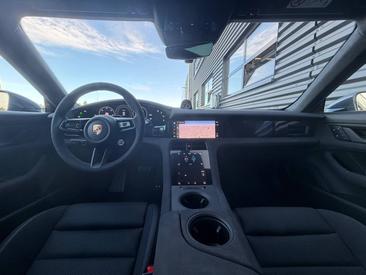 Porsche Taycan ph2 GTS — photo 18