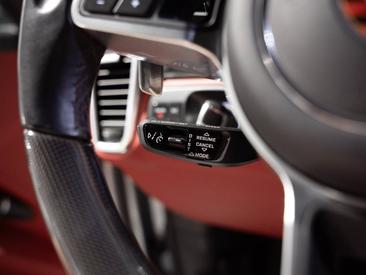 Porsche Cayenne III GTS Coupé — photo 26