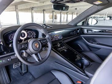Porsche Panamera III GTS — photo 18