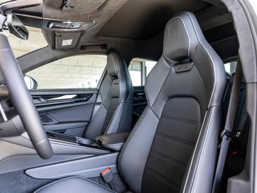 Porsche Panamera III GTS — photo 19