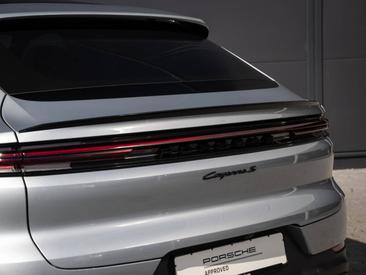 Porsche Cayenne III S E-Hybrid Coupé — photo 9