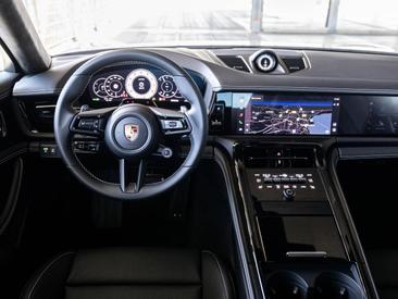 Porsche Panamera III GTS — photo 20