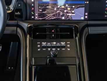 Porsche Panamera III GTS — photo 24