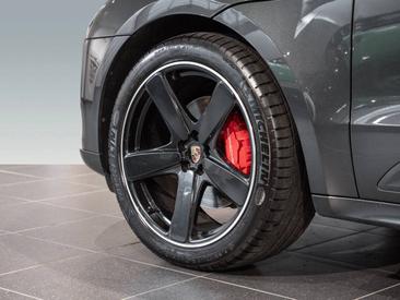 Porsche Macan GTS — photo 9
