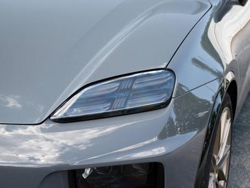 Porsche Macan Electrique Turbo — photo 10