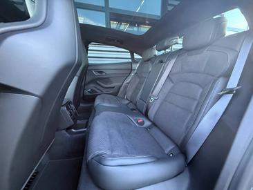 Porsche Taycan ph2 GTS — photo 33