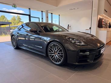 Porsche Panamera III 4 E-Hybrid — photo 7