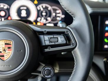 Porsche Panamera III GTS — photo 31
