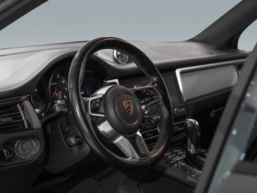 Porsche Macan GTS — photo 15