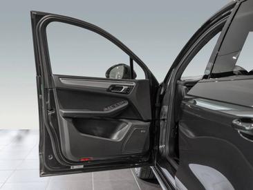 Porsche Macan GTS — photo 18