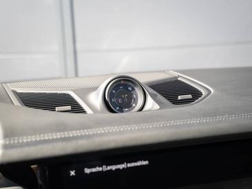 Porsche Cayenne III S E-Hybrid Coupé — photo 32