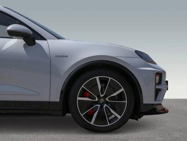 Porsche Macan Electrique Turbo — photo 9