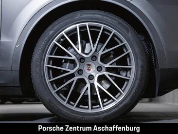 Porsche Cayenne III Coupé — photo 10
