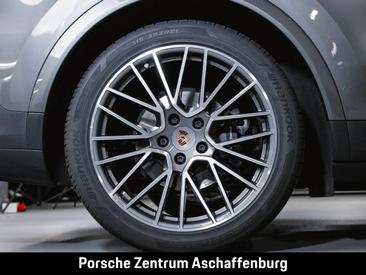 Porsche Cayenne III Coupé — photo 11