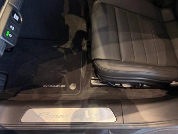 Porsche Panamera III 4 E-Hybrid — photo 21
