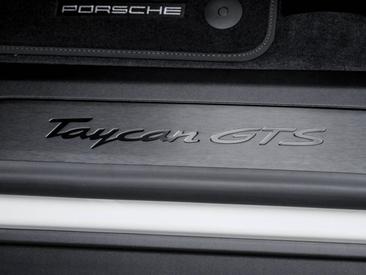 Porsche Taycan ph2 GTS — photo 25