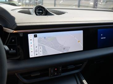 Porsche Macan Electrique Turbo — photo 29