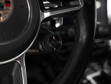 Porsche Macan GTS — photo 33