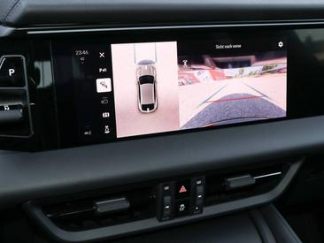 Porsche Macan Electrique Turbo — photo 23