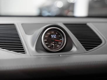 Porsche Macan GTS — photo 35