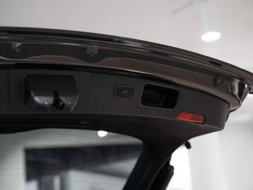 Porsche Macan GTS — photo 40