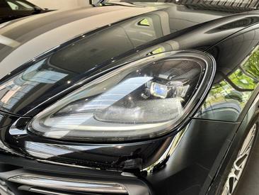 Porsche Cayenne III Coupé Platinum Edition — photo 12