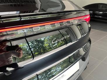 Porsche Cayenne III Coupé Platinum Edition — photo 13