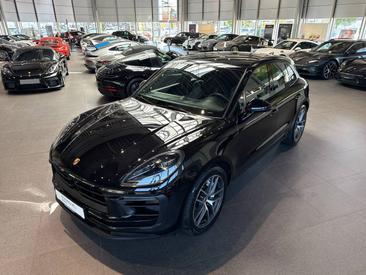 Porsche Macan S — photo 11
