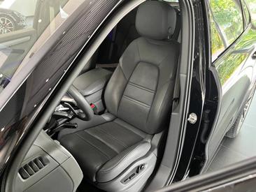 Porsche Cayenne III Coupé Platinum Edition — photo 16