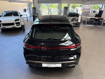 Porsche Macan S — photo 14