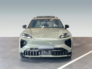 Porsche Cayenne E4 Turbo Electric — photo 4