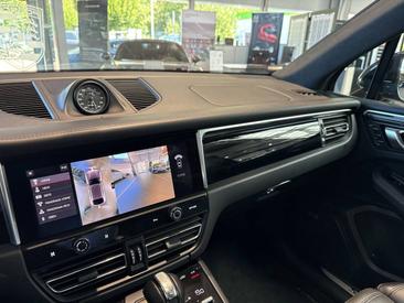 Porsche Macan S — photo 31