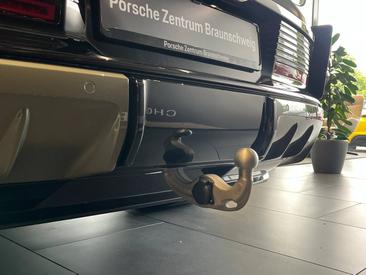 Porsche Cayenne E4 Turbo Electric — photo 9