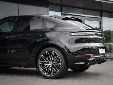 Porsche Cayenne III S Coupé — photo 10