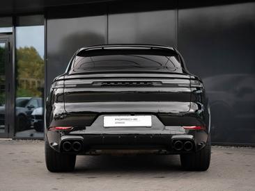 Porsche Cayenne III S Coupé — photo 12