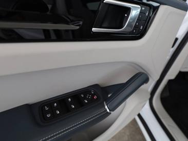 Porsche Cayenne III E-Hybrid Coupé — photo 17