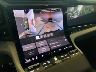 Porsche Cayenne E4 Turbo Electric — photo 33